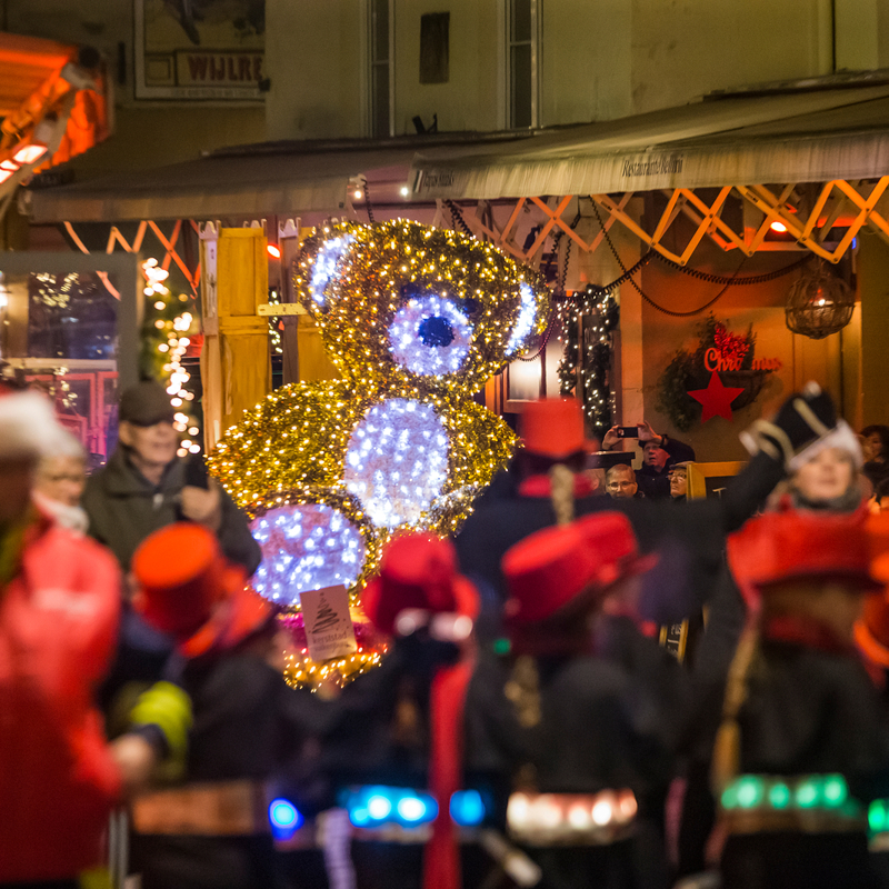 Kerstversiering tijdens Kerststad Valkenburg